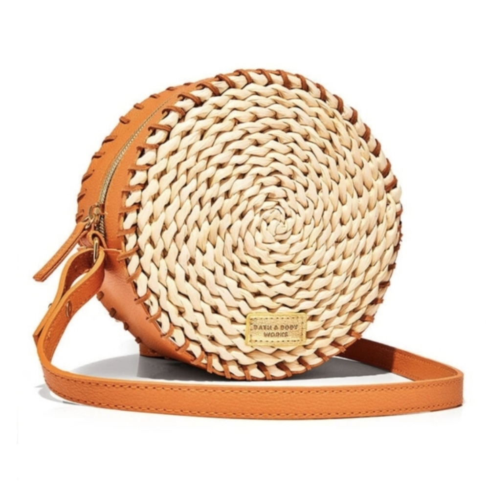 👜 B&BW Woven Crossbody Bag